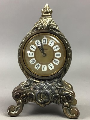 Lot 618 - EARLY 20TH CENTURY MANTEL TIMEPIECE, A BIRD FIGURE AND COMPASS