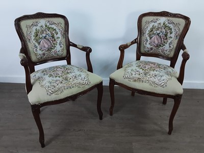 Lot 568 - A PAIR OF REPRODUCTION FAUTEUILS