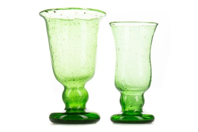 Lot 430 - CLUTHA GLASS BY JAMES COUPER & SONS OF GLASGOW (1850-1922)