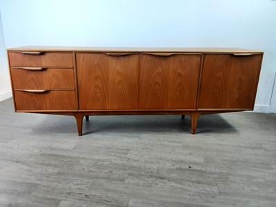 Lot 454 - TOM ROBERTSON FOR MCINTOSH OF KIRKCALDY, A TEAK DUNVEGAN SIDEBOARD