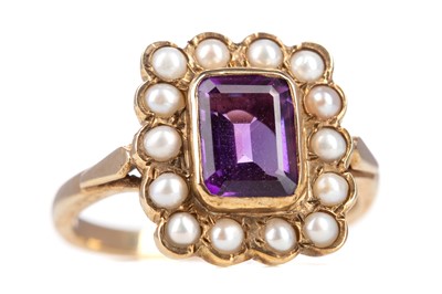 Lot 667 - AN AMETHYST AND PEARL RING