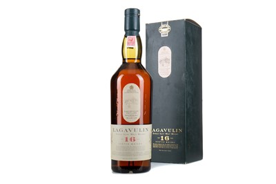 Lot 8 - LAGAVULIN 16 YEAR OLD WHITE HORSE