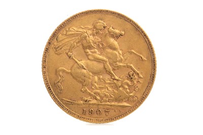 Lot 5 - AN EDWARD VII GOLD SOVEREIGN DATED 1907