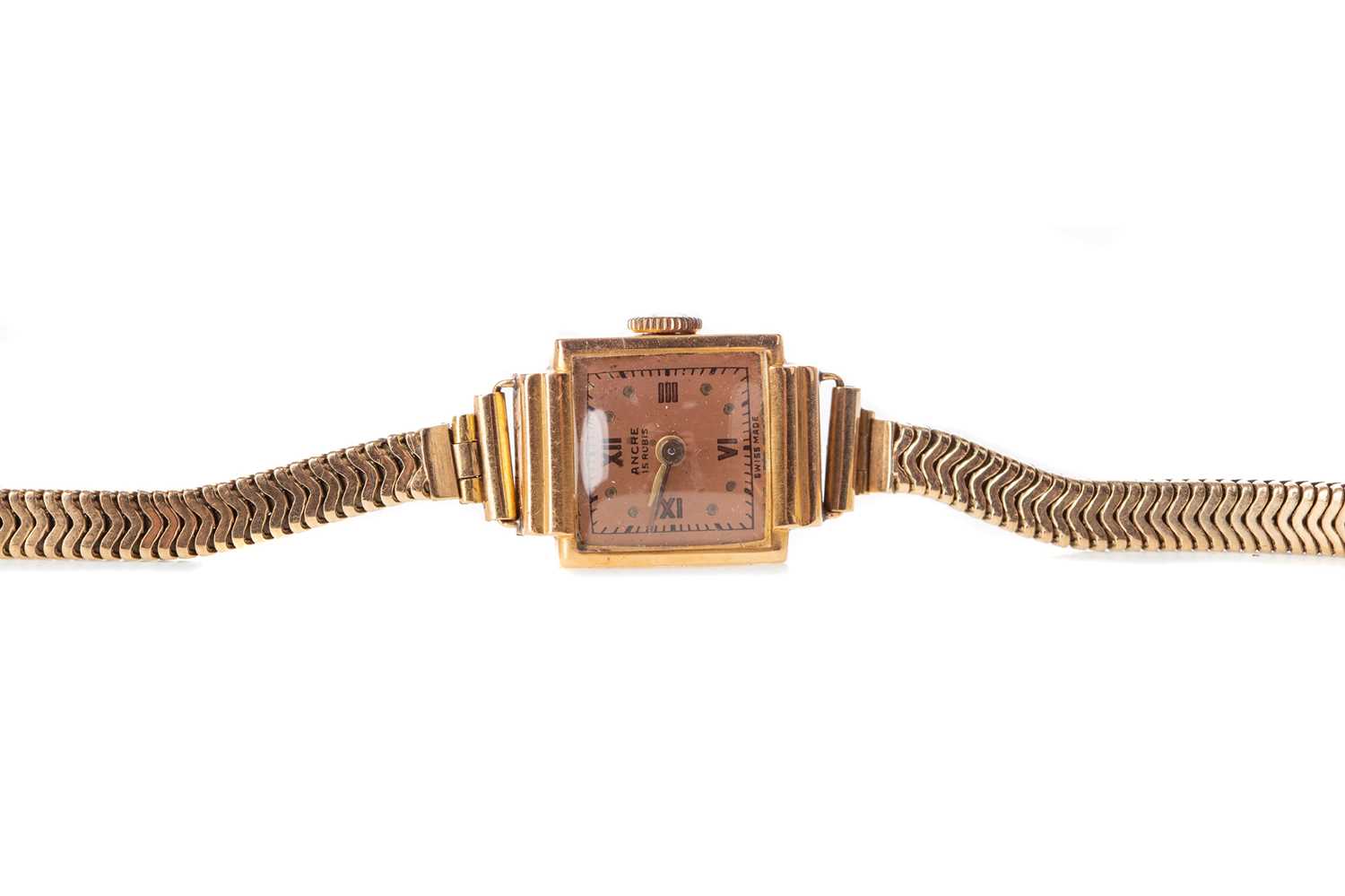 Lot 819 - A LADY'S ANCRE EIGHTEEN CARAT GOLD MANUAL