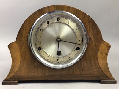 Lot 145 - AN OAK MANTEL CLOCK AND OTHER OBJECTS