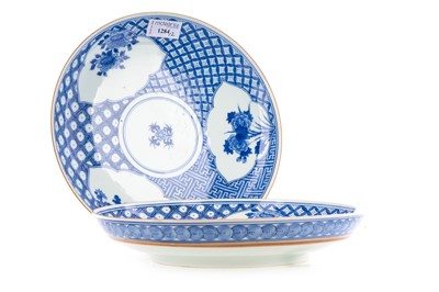 Lot 1284 - A PAIR OF JAPANESE BLUE AND WHITE PLATES