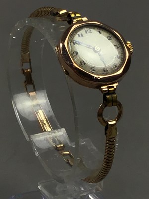 Lot 9 - A LADY'S WRIST WATCH AND A SHOE HORN
