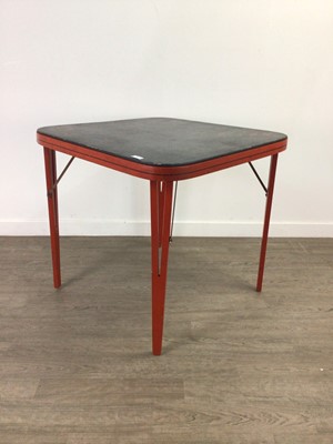 Lot 326 - LOUIS RASTETTER & SONS OF FORT WAYNE, A SOLID KUMFORT FOLDING TABLE AND FOUR CHAIRS