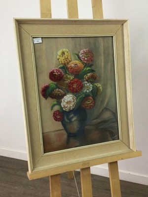 Lot 116 - A FRAMED MIXED MEDIA