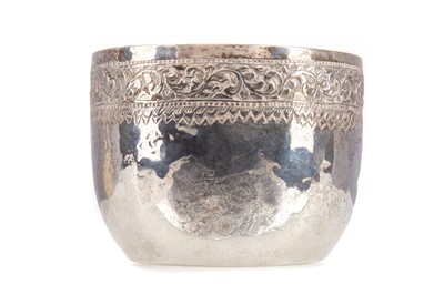 Lot 1165 - A LATE 19TH/EARLY 20TH CENTURY BURMESE WHITE METAL BOWL
