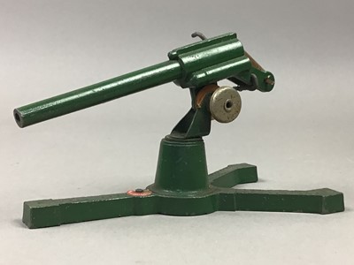 Lot 95 - A ‘ASTRA’ ANTI-TANK GUN AND OTHER MODEL VEHICLES