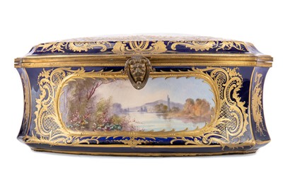 Lot 814 - FRENCH PORCELAIN CASKET IN THE MANNER OF SEVRES