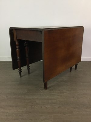 Lot 105 - A MAHOGANY DROP LEAF TABLE