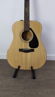 Lot 250A - A YAMAHA GUITAR