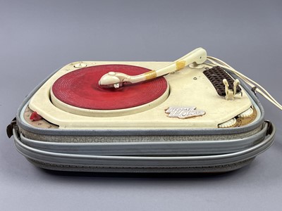 Lot 277 - A TEPPAZ LYON OSCAR RECORD PLAYER AND OTHER OBJECTS