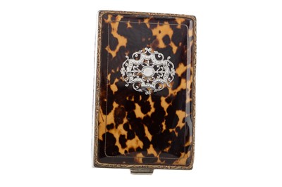 Lot 177 - A LATE 19TH/EARLY 20TH CENTURY SILVER AND TORTOISE SHELL CIGARETTE CASE