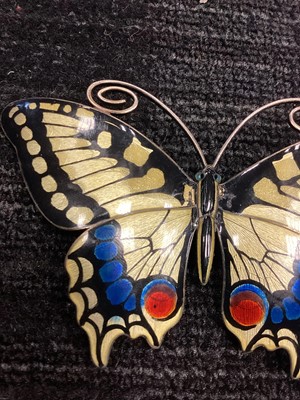 Lot 185 - A NORWEGIAN SILVER AND GUILLOCHE ENAMEL BUTTERFLY BROOCH AND A NIELLO ENAMEL BROOCH