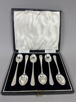 Lot 280 - A SET OF SIX SILVER SPOONS AND OTHER ITEMS