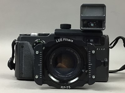 Lot 313 - A COLLECTION OF CAMERAS AND ACCESSORIES