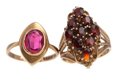 Lot 784 - A GARNET DRESS RING AND A SYNTHETIC RED GEM SET RING