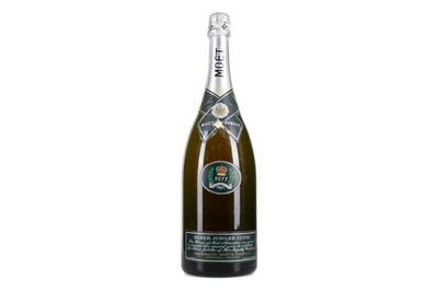 Lot 304 - MOET & CHANDON 1977 SILVER JUBILEE CUVEE CHAMPAGNE MAGNUM