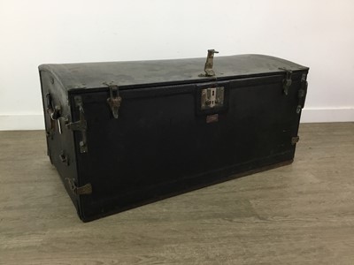 Lot 662 - AN EARLY 20TH CENTURY MOTORING TRUNK BY J B BROOKS & CO LTD