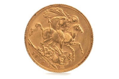 Lot 17 - AN EDWARD VII GOLD SOVEREIGN DATED 1910