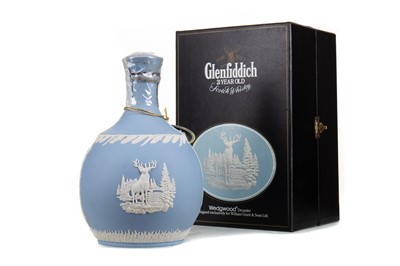 Lot 30 - GLENFIDDICH 21 YEAR OLD WEDGWOOD DECANTER 75CL