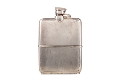 Lot 206 - A GEORGE V SILVER HIP FLASK