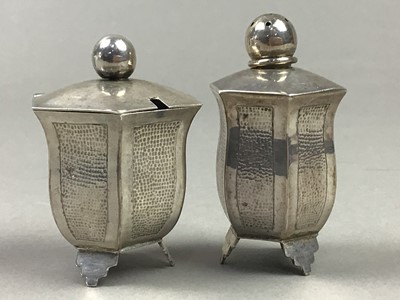 Lot 466 - A CHINESE EXPORT SILVER SALT CELLAR AND PEPPER SHAKER AND A THIMBLE