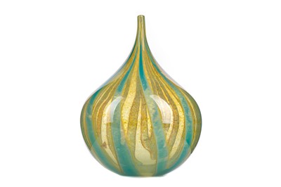 Lot 522 - MICHAEL HARRIS (BRITISH, 1933-1994) FOR MDINA, A GLASS ONION VASE