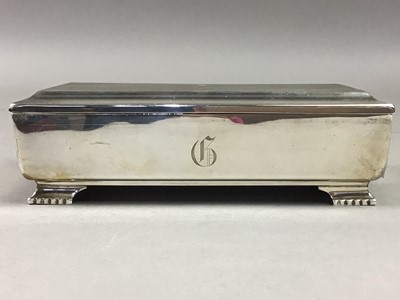 Lot 642 - A SILVER CASKET