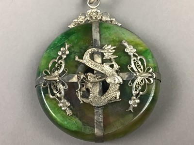 Lot 619 - A CHINESE HARDSTONE PENDANT