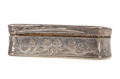 Lot 241 - A VICTORIAN SILVER SNUFF BOX