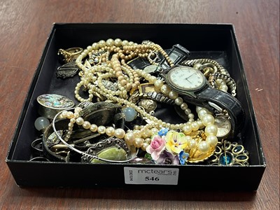 Lot 546 - A LOT OF COSTUME JEWELLERY