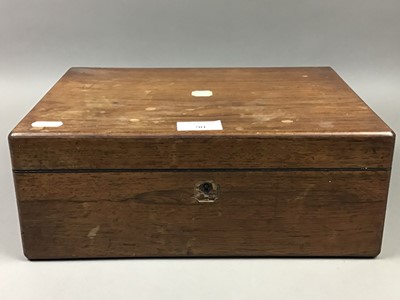 Lot 201 - A ROSEWOOD BOX