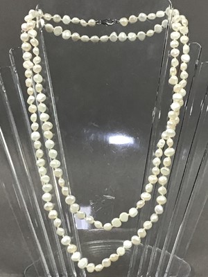 Lot 167 - A LOT OF PEARL AND OTHER NECKLACES