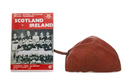 Lot 1536 - SCOTLAND VS. IRELAND, SIGNED MATCH BALL