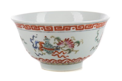 Lot 1098 - CHINESE AUSPICIOUS SYMBOLS BOWL