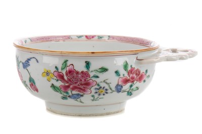 Lot 1359 - AN 18TH CENTURY CHINESE EXPORT FAMILLE ROSE SINGLE HANDLED BOWL