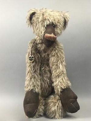 Lot 24 - A LIMITED EDITION DEANS BEAR OF ‘DOSHI’