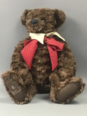 Lot 14 - A LIMITED EDITION BARTONS CREEK COLLECTION BEAR OF ‘SAMMIE’