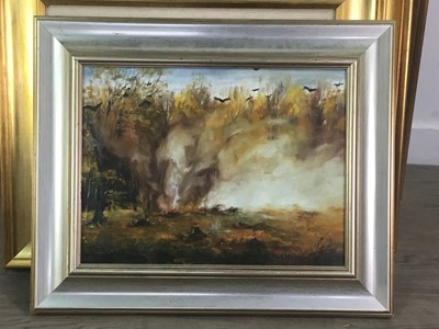 Lot 10 - AN OIL ON BOARD DEPICTING A SCENE FROM VENICE