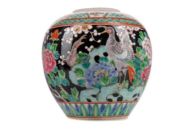 Lot 1378 - AN EARLY 20TH CENTURY CHINESE FAMILLE NOIRE GINGER JAR