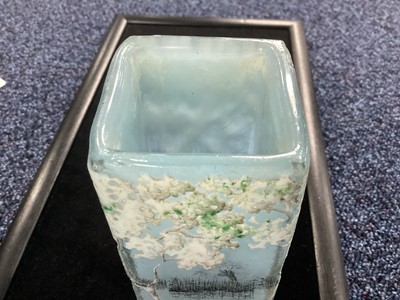 Lot 547 - DAUM FRÈRES NANCY, A RARE CAMEO AND ENAMELLED GLASS SWAN VASE