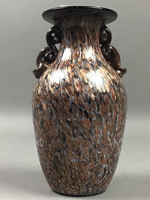 Lot 265 - A MURANO GLASS VASE AND WINE GLASS