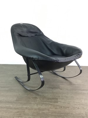 Lot 568 - A MID-CENTURY FIBRE GLASS ROCKING CHAIR BY LURASHELL