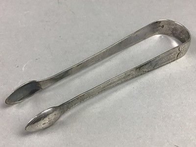 Lot 306 - A PAIR OF GEORGE III SILVER SUGAR TONGS