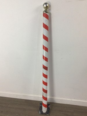 Lot 28 - AN EARLY-MID 20TH CENTURY BARBER'S POLE