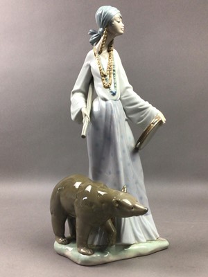 Lot 339 - A LLADRO FIGURE OF A FEMALE WITH A BEAR CUB